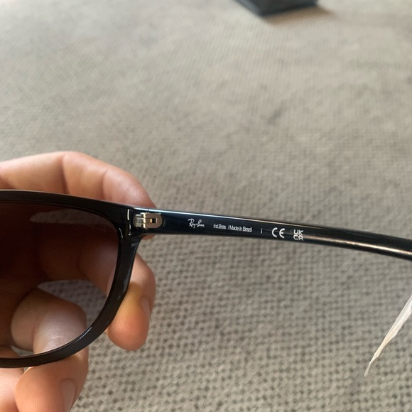 Ray-Ban Black Classic Sunglasses main image 4